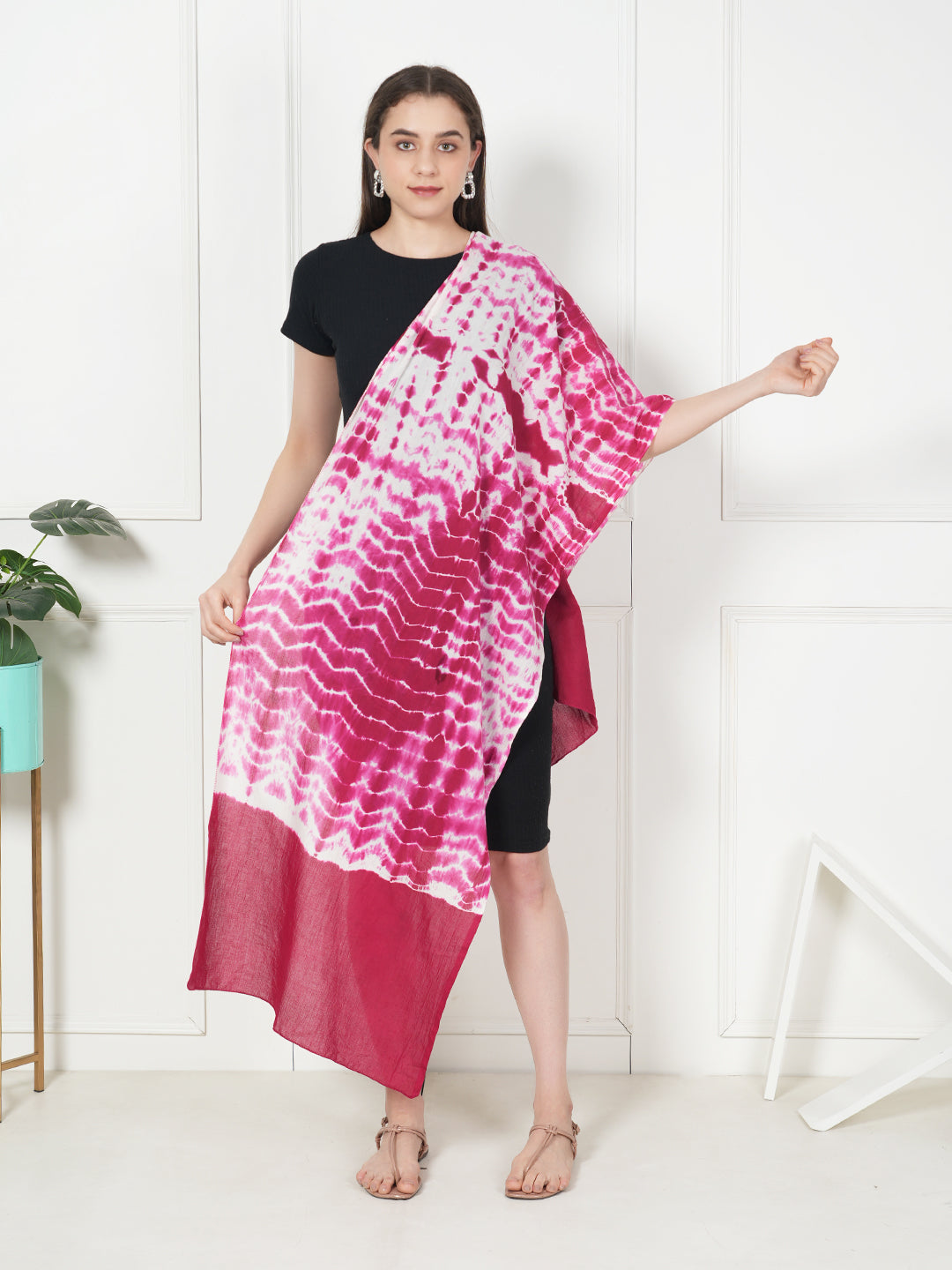 Style Shoes White & Pink Tie and Dye Printed Cotton Stole for Women & Girls
