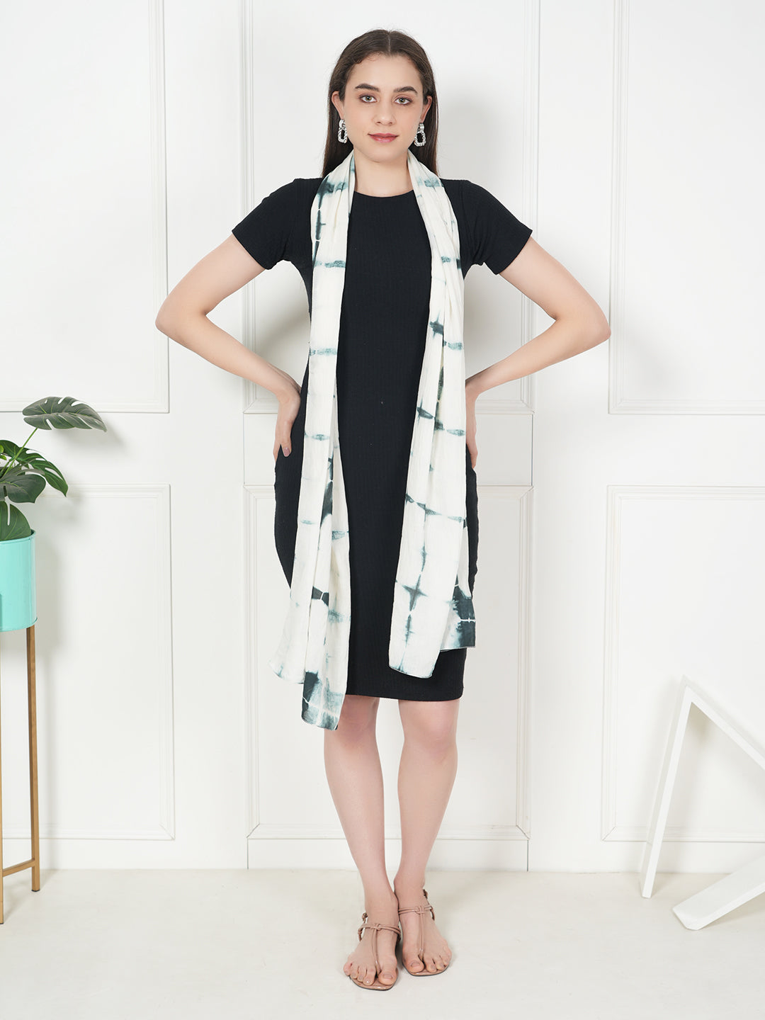 Style Shoes White & Black Tie and Dye Printed Cotton Stole for Women & Girls