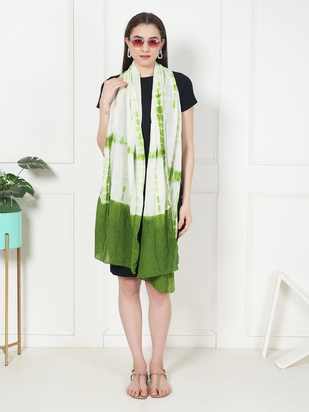 Style Shoes Green & White Tie and Dye Printed Cotton Stole for Women & Girls