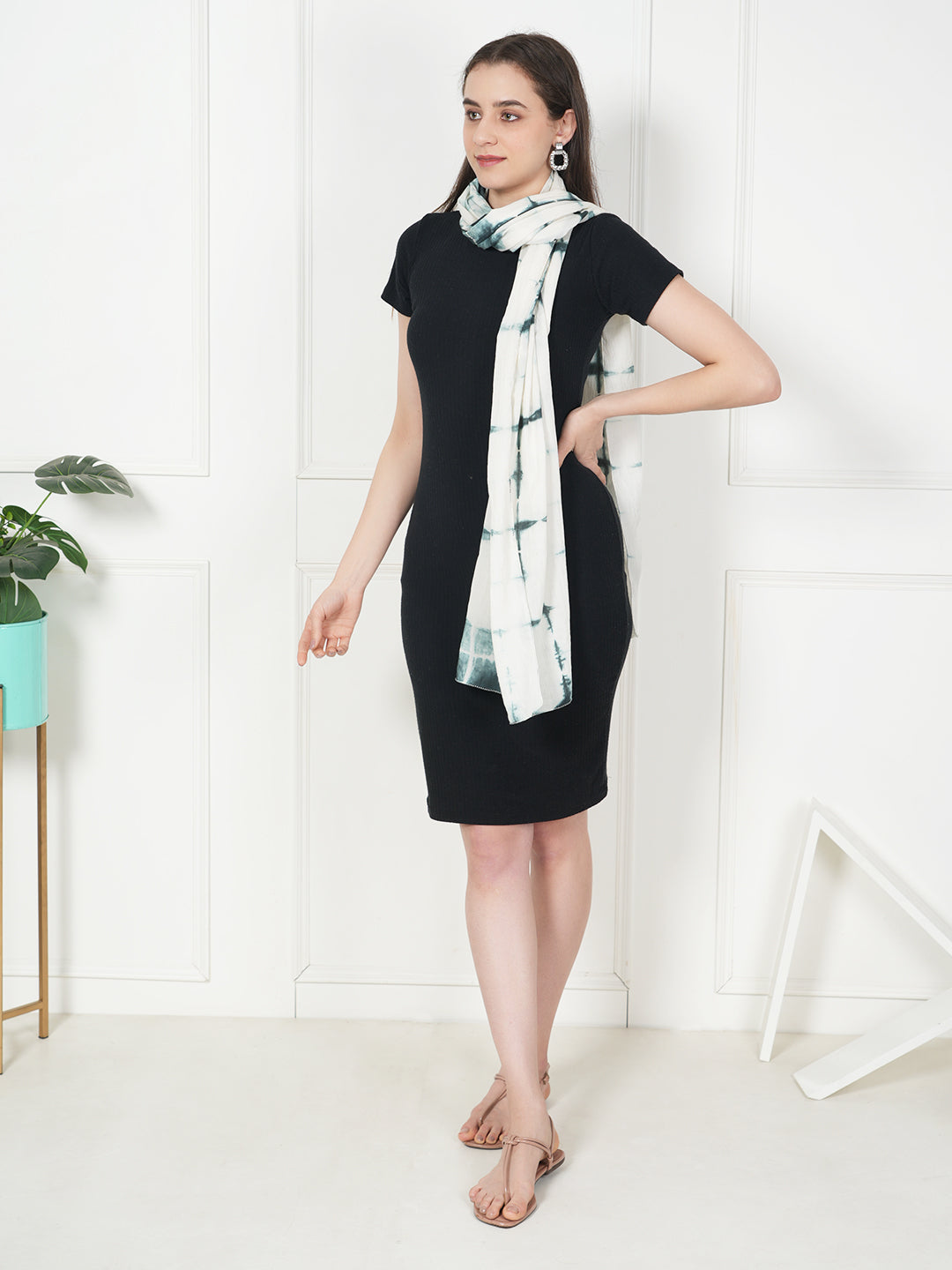 Style Shoes White & Black Tie and Dye Printed Cotton Stole for Women & Girls