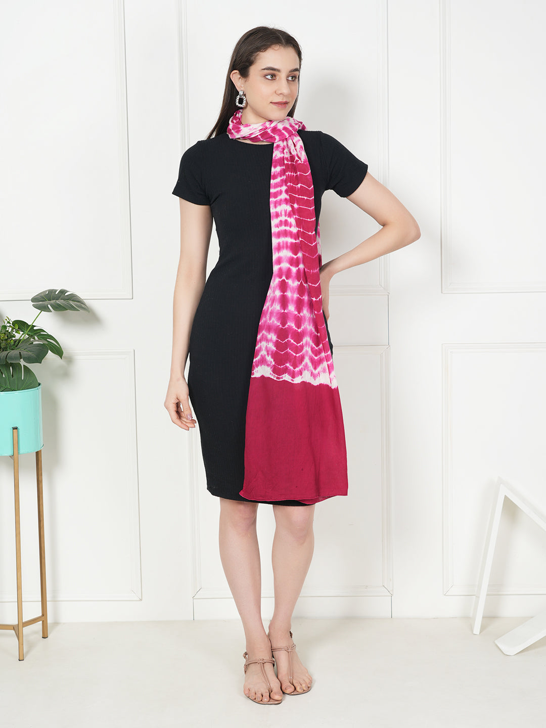 Style Shoes White & Pink Tie and Dye Printed Cotton Stole for Women & Girls