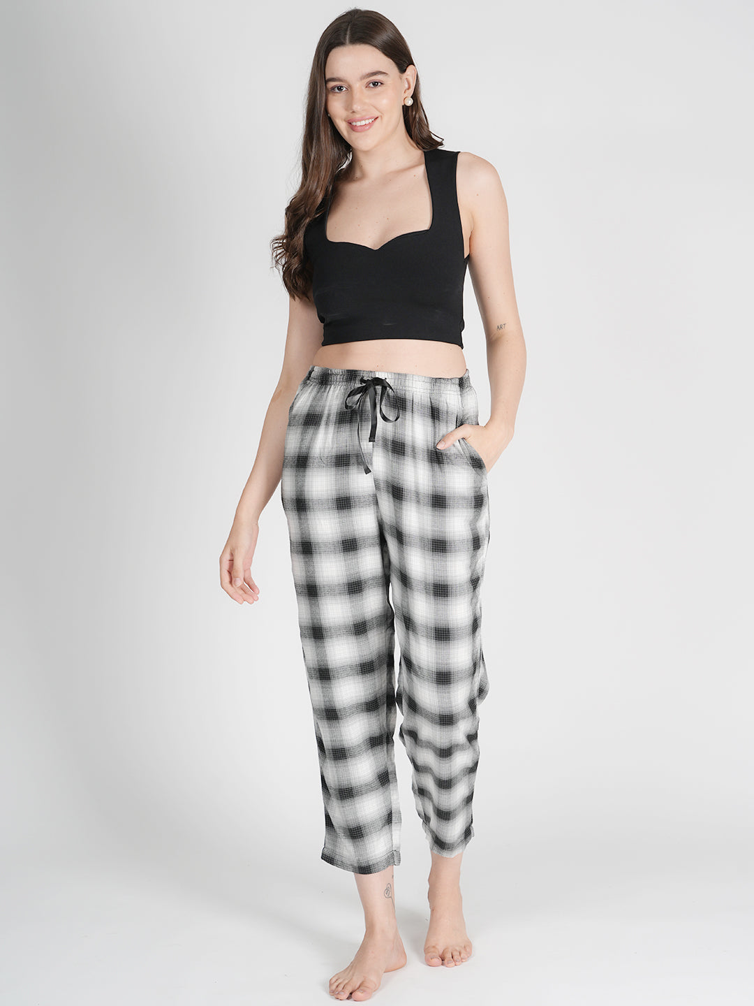 STYLE SHOES Black and White Regular Fit Checked Cotton Pyjama/Lounge Pant for Women & Girls