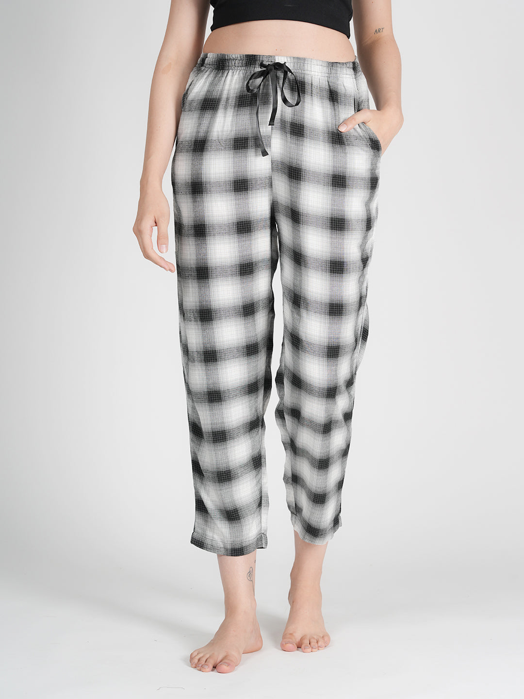 STYLE SHOES Black and White Regular Fit Checked Cotton Pyjama/Lounge Pant for Women & Girls