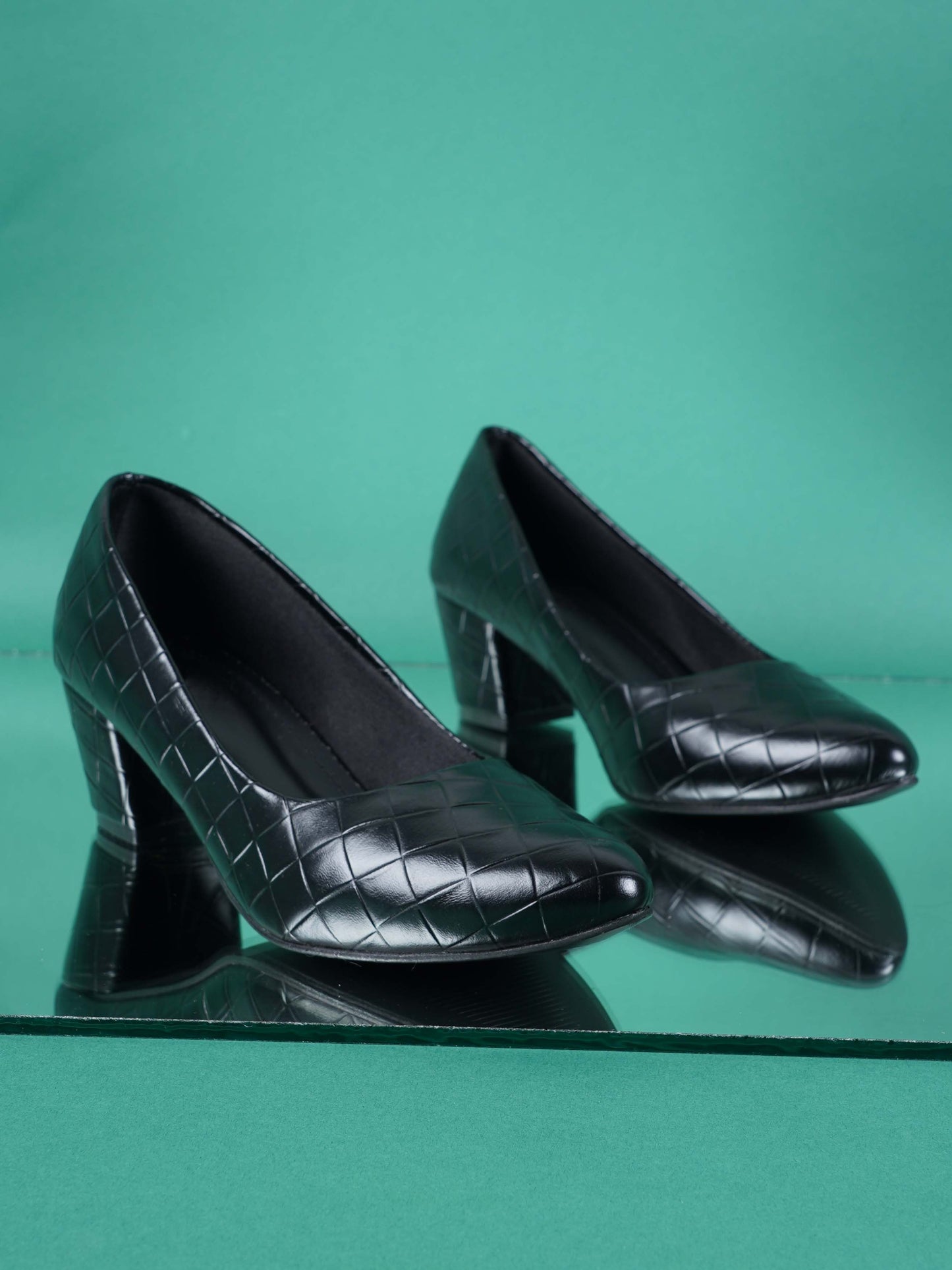 Style Shoes Black Textured Block Heel Pumps Bellies for Women and Girls