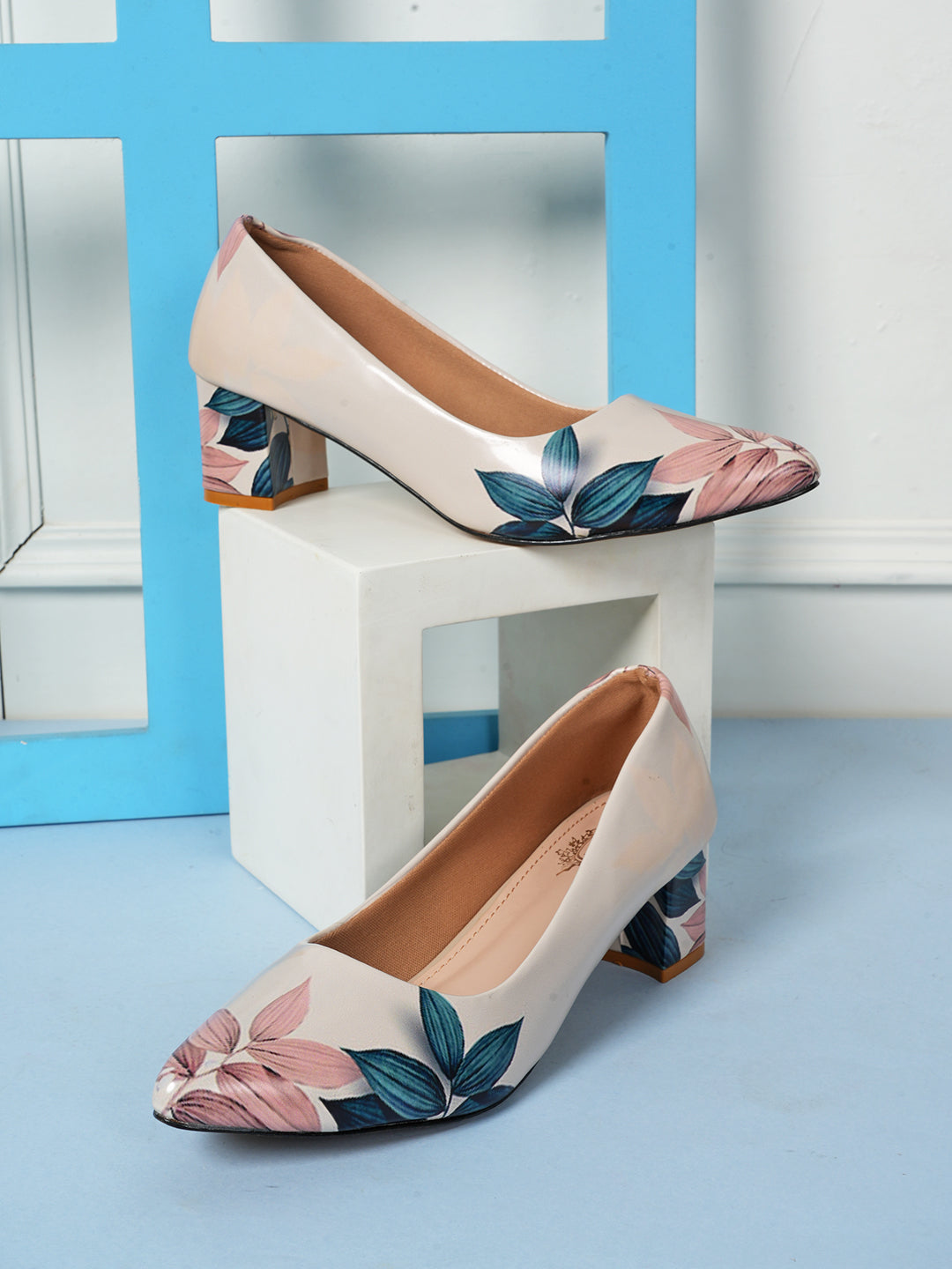 Style Shoes Pink Floral Printed Block Heel Pumps Bellies for Women and Girls