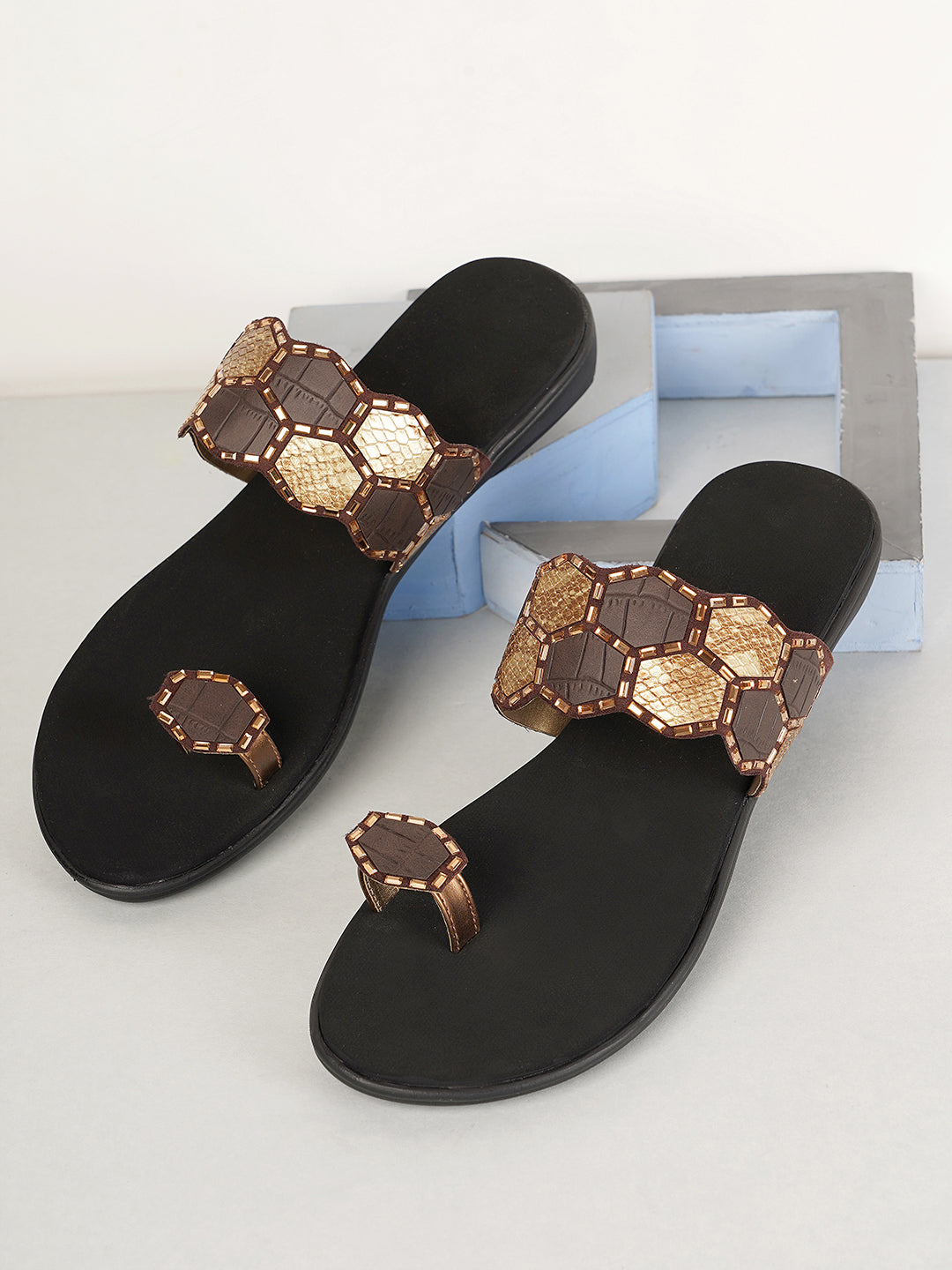 Style Shoes Copper Textured One Toe Flats For Women and Girls