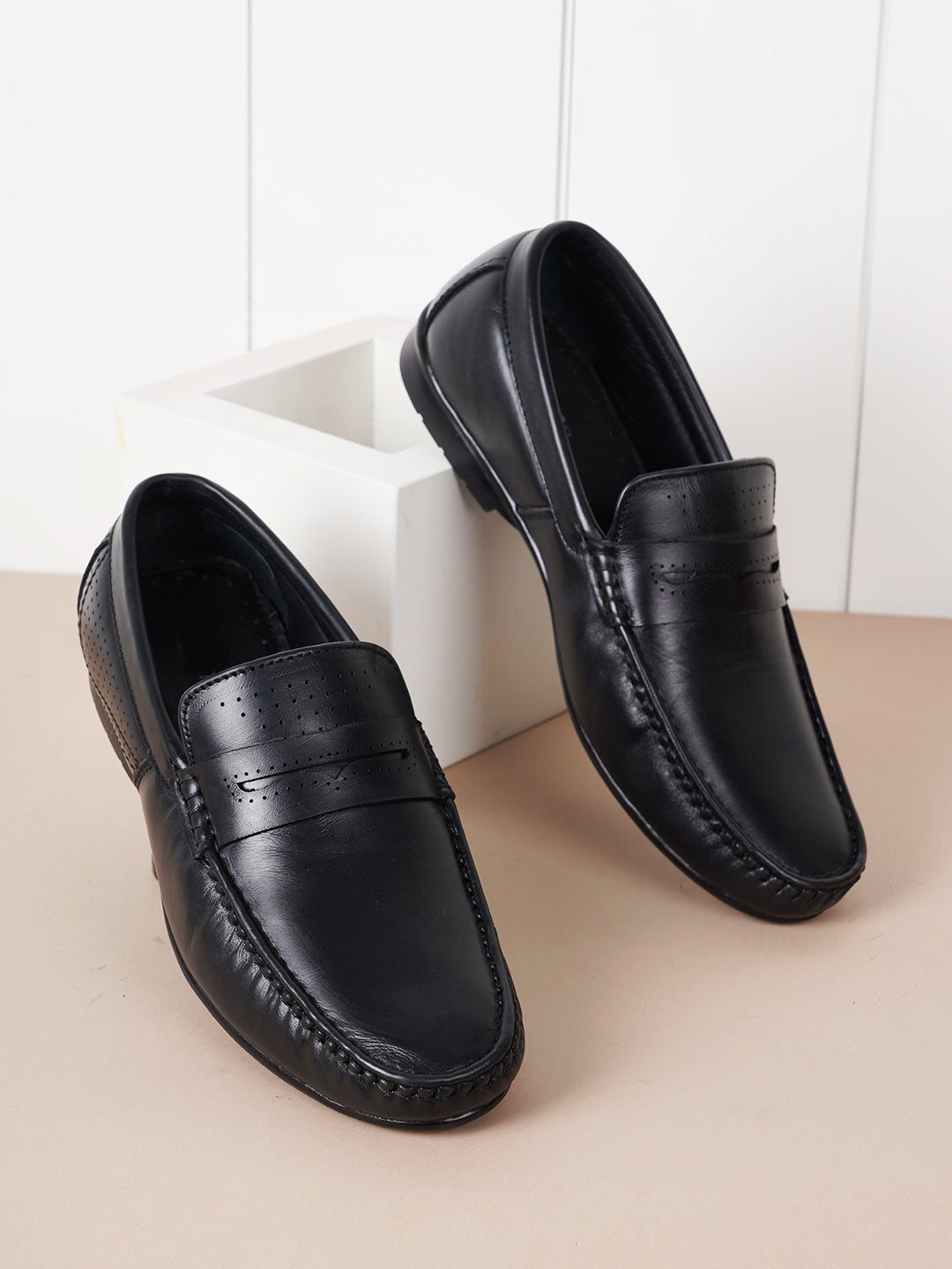 Men's Black Casual Loafers