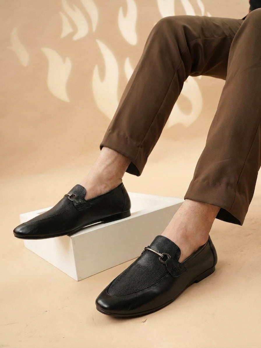 Style Shoes Delhi  Men's Black Leather Casual Loafers