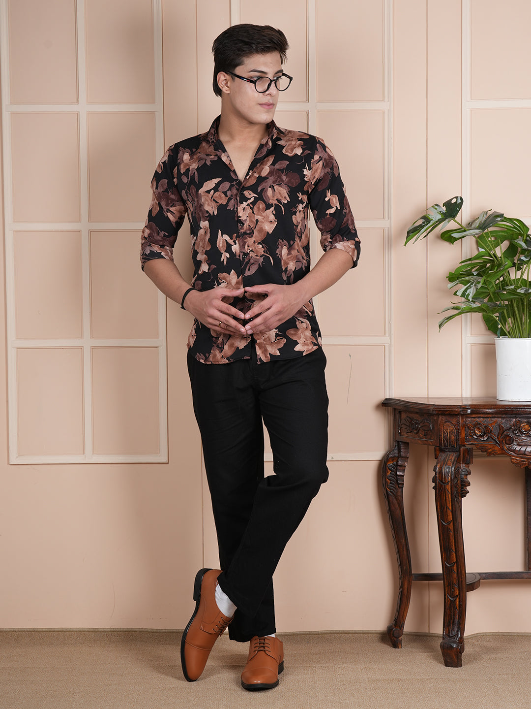 Men Relaxed Straight Leg Easy Wash Black Linen Blend Trousers