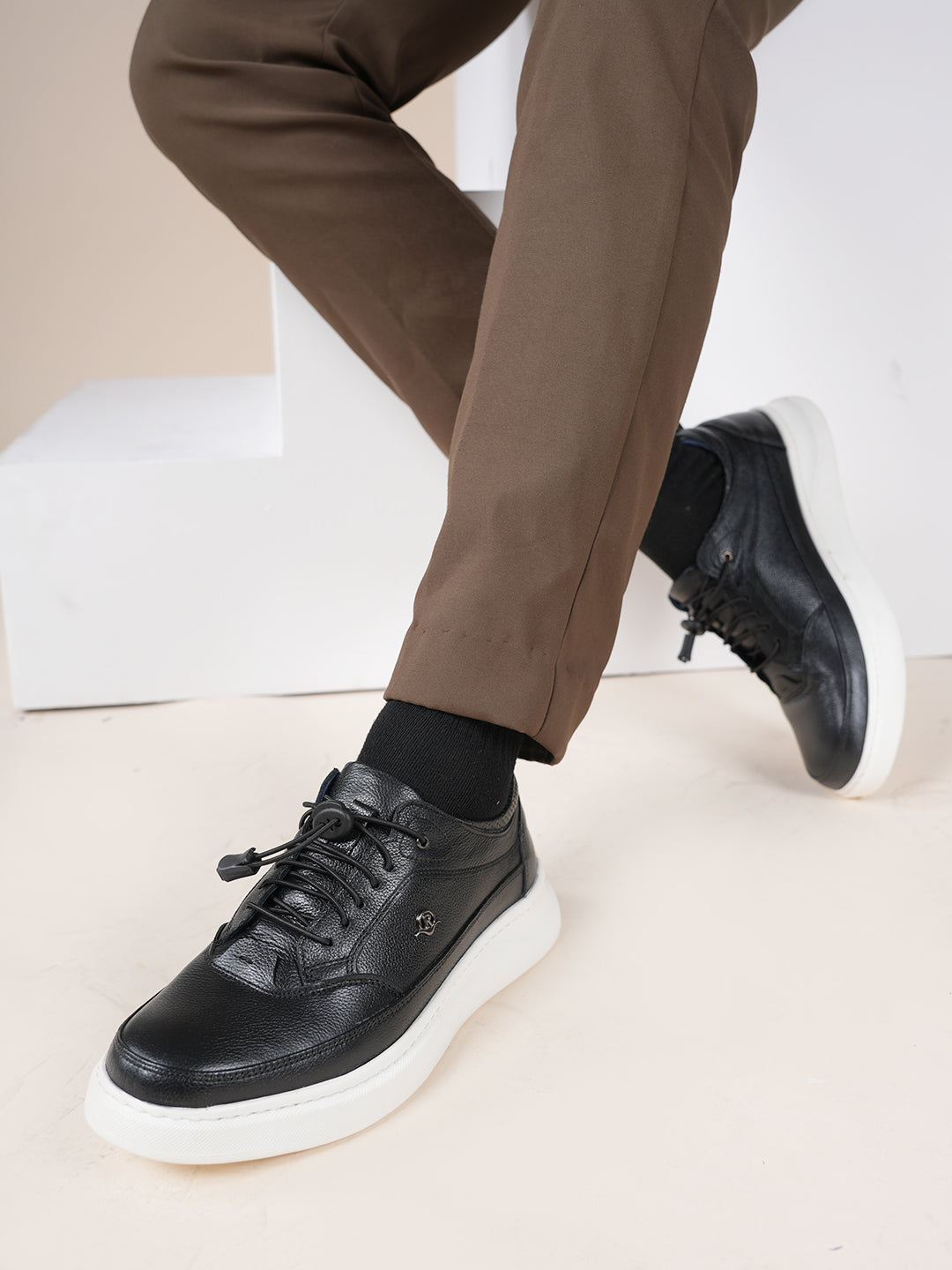 Men's Black Leather Casual Shoes