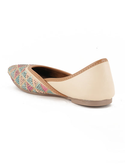 Designer Ethnic Embellished Square Toe Mojaris/Jutti For Women