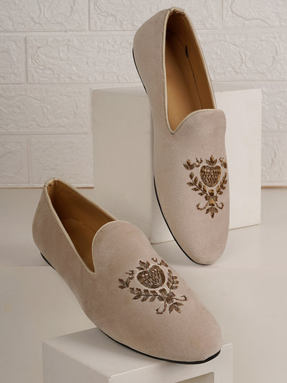 STYLE SHOES White Gold Toned Embroidered Suede Loafers Shoes for Men